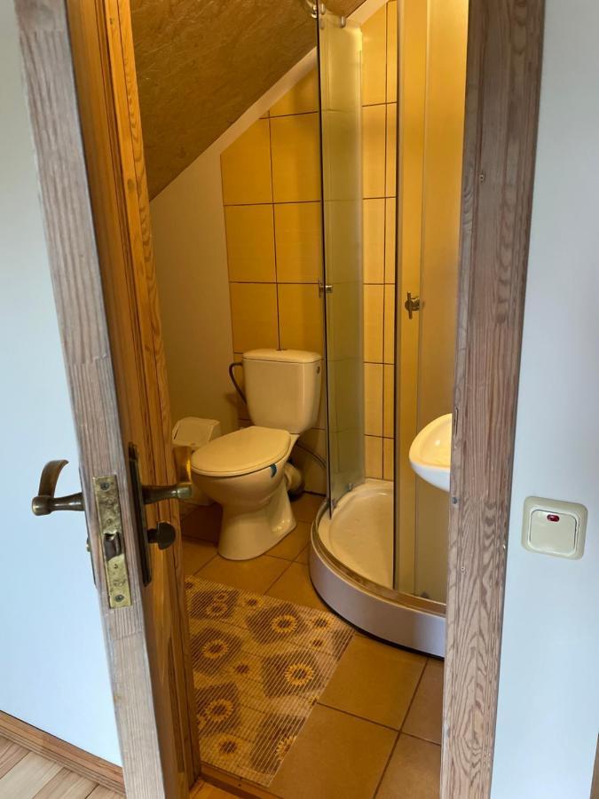 Pulkvedis Guest House Ventspils Buitenkant foto