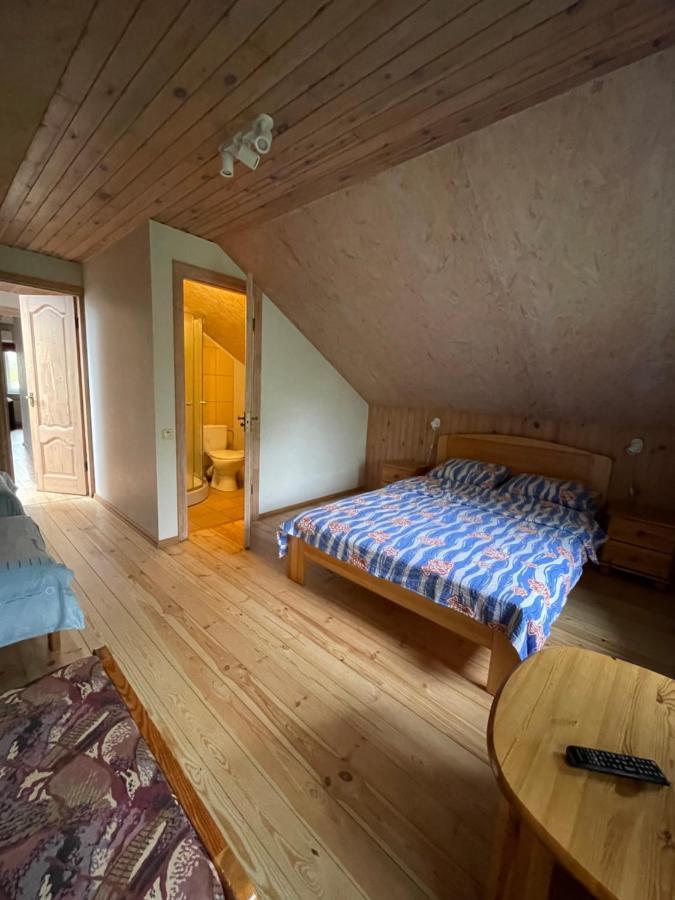 Pulkvedis Guest House Ventspils Buitenkant foto